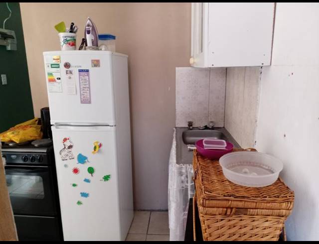 2 BEDROOM HOUSE FOR SALE IN PELIKAN PARK